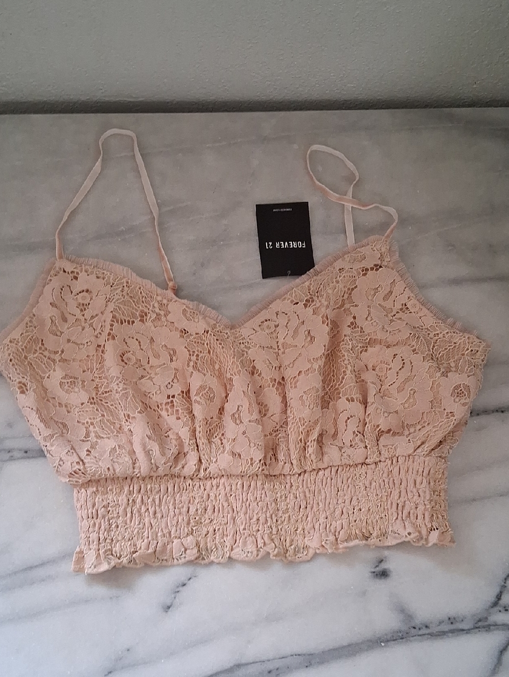 Forever 21 Lace Crop Cami in Blush Pink